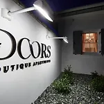The Doors Boutique Apartmán *
