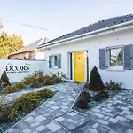 The Doors Boutique Apartmán *