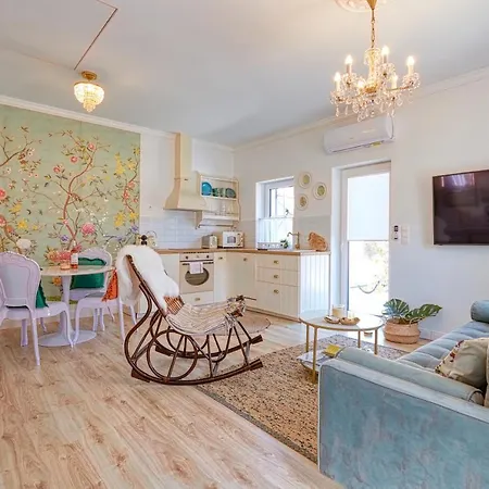 The Doors Boutique Apartman