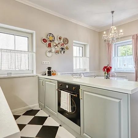 The Doors Boutique Apartament *